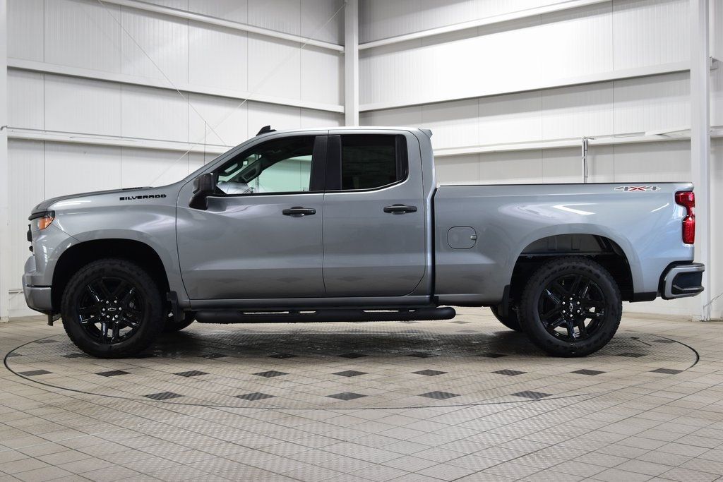 2026 Chevrolet Silverado 1500 4WD Double Cab 147" Custom - 22936057 - 3