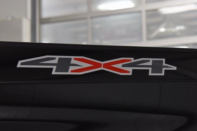 2026 Chevrolet Silverado 1500 4WD Double Cab 147" Custom - 22945498 - 28