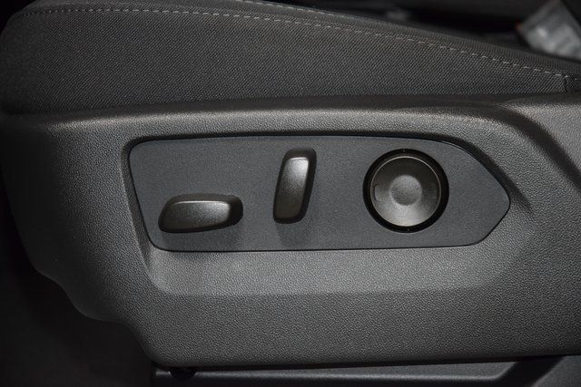 2026 Chevrolet Silverado 1500 4WD Double Cab 147" Custom - 22945498 - 42