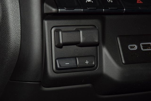 2026 Chevrolet Silverado 1500 4WD Reg Cab 140" Work Truck - 22897222 - 32