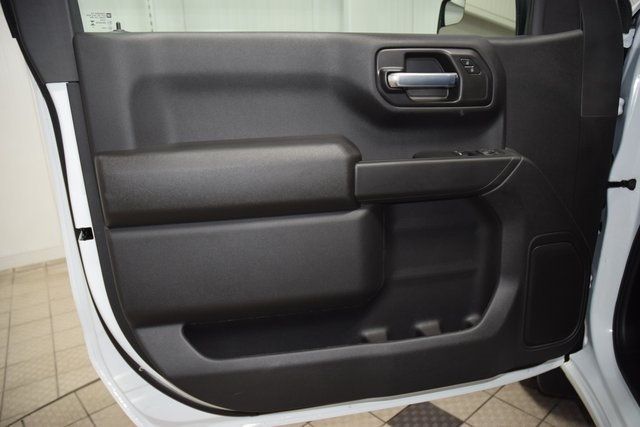 2026 Chevrolet Silverado 1500 4WD Reg Cab 140" Work Truck - 22897222 - 40