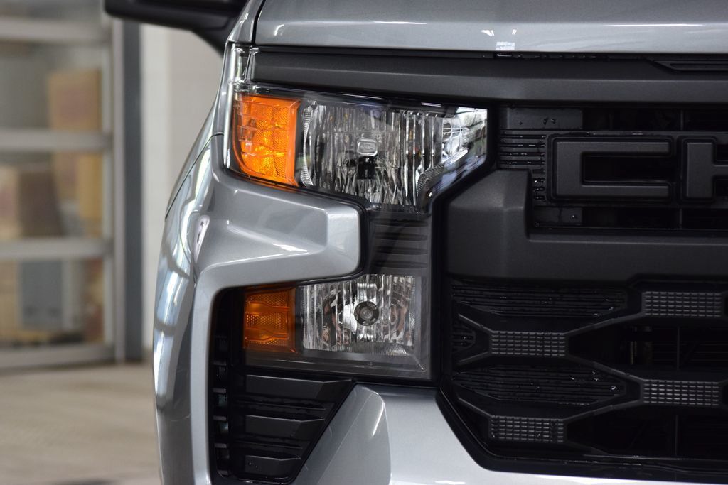 2026 Chevrolet Silverado 1500 4WD Reg Cab 140" Work Truck - 23004123 - 10