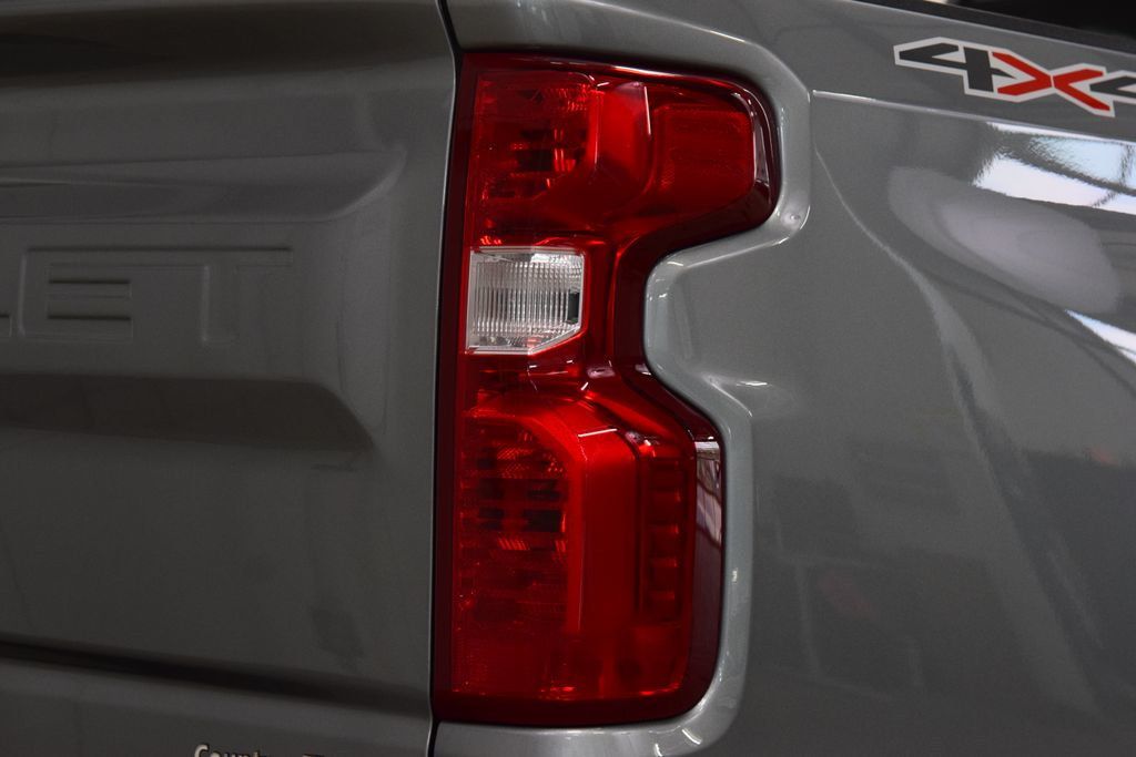 2026 Chevrolet Silverado 1500 4WD Reg Cab 140" Work Truck - 23004123 - 16