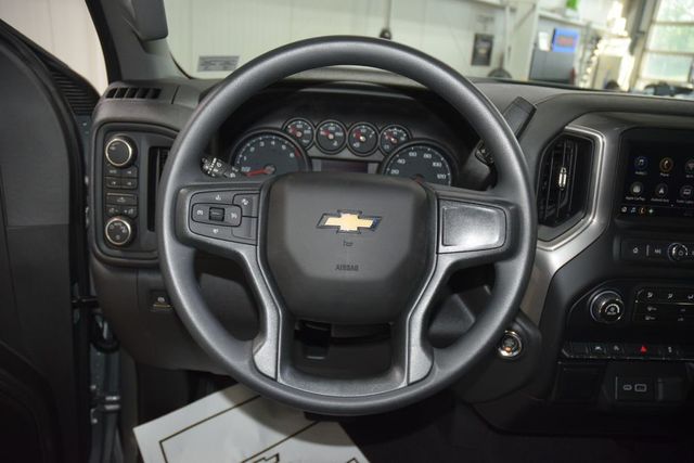 2026 Chevrolet Silverado 1500 4WD Reg Cab 140" Work Truck - 23004123 - 32