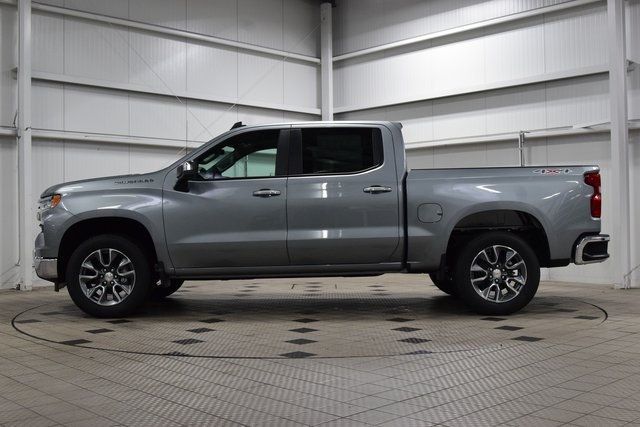 2026 Chevrolet Silverado 1500 LT - 22940558 - 3