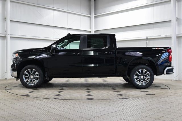 2026 Chevrolet Silverado 1500 LT - 22940583 - 3
