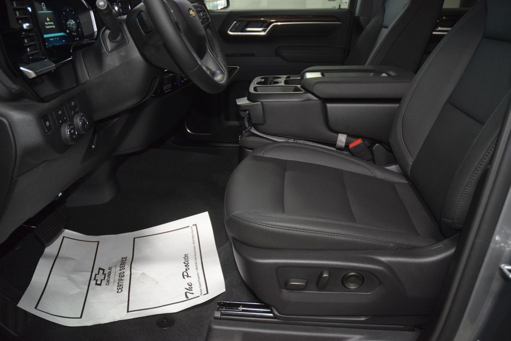 2026 Chevrolet Silverado 1500 LT - 23068973 - 40