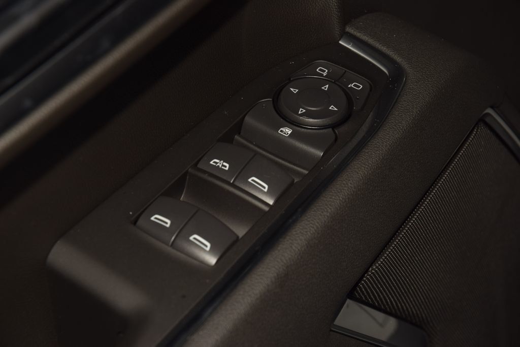 2026 Chevrolet Silverado 1500 LT - 23068973 - 50