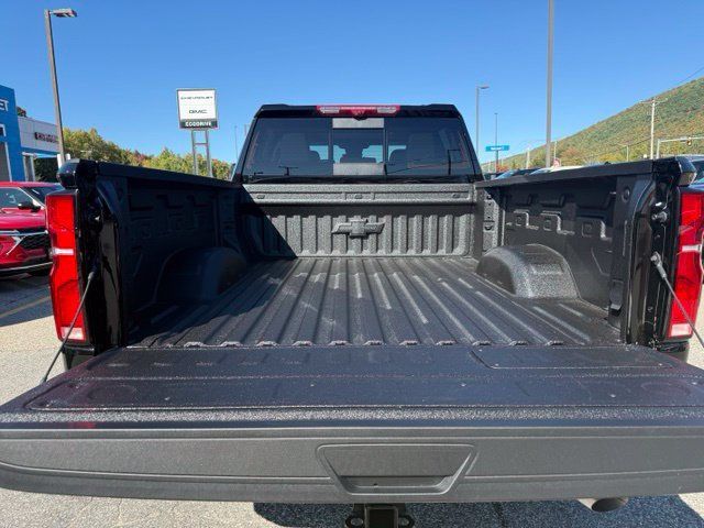2026 Chevrolet Silverado 2500 HD LTZ - 23077592 - 4