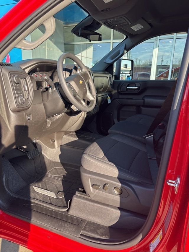 2026 Chevrolet Silverado 2500HD 4WD Crew Cab 159" Custom - 22938969 - 7
