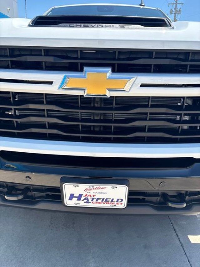 2026 Chevrolet Silverado 2500HD 4WD Crew Cab 159" Custom - 23015979 - 17