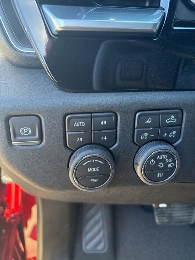 2026 Chevrolet Silverado 2500HD 4WD Crew Cab 159" High Country - 22929060 - 9