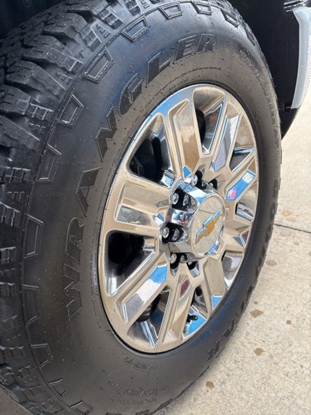 2026 Chevrolet Silverado 2500HD 4WD Crew Cab 159" High Country - 22938326 - 23