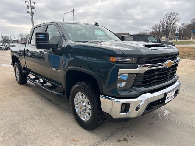 2026 Chevrolet Silverado 2500HD 4WD Crew Cab 159" LT - 22986572 - 3