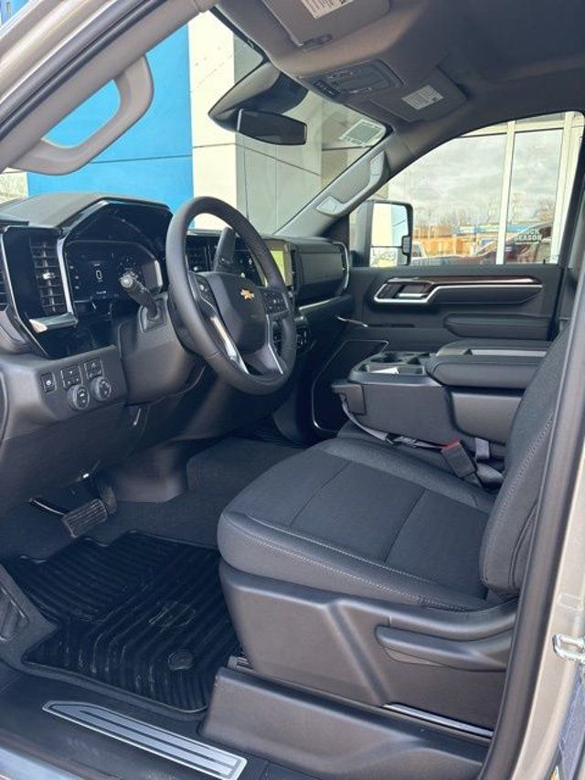 2026 Chevrolet Silverado 2500HD 4WD Crew Cab 159" LT - 22986601 - 8