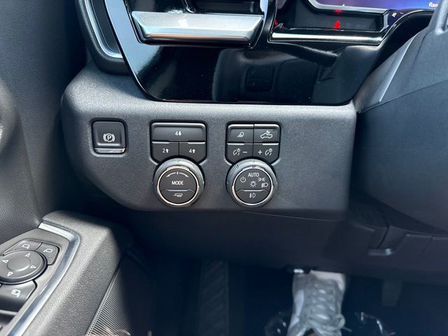 2026 Chevrolet Silverado 2500HD 4WD Crew Cab 159" LT - 23054492 - 17