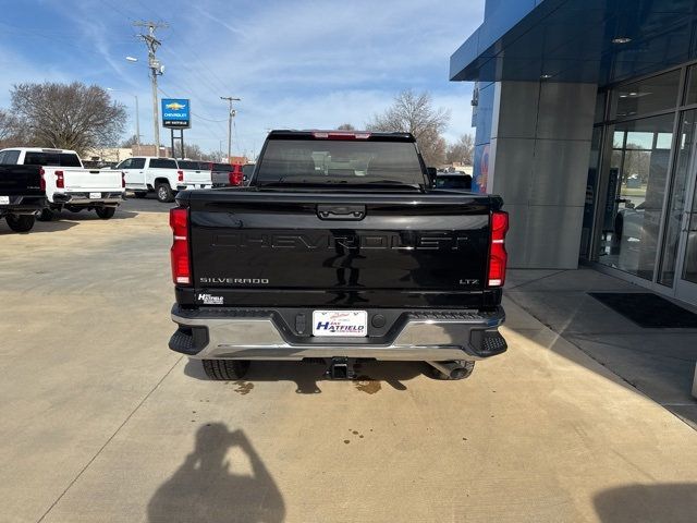 2026 Chevrolet Silverado 2500HD 4WD Crew Cab 159" LTZ - 22948374 - 5