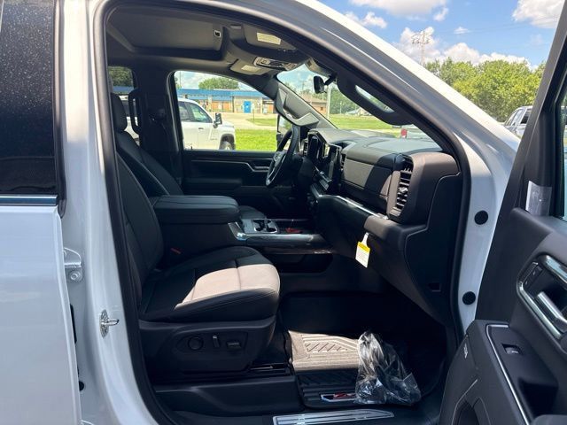 2026 Chevrolet Silverado 2500HD 4WD Crew Cab 159" LTZ - 23047738 - 12