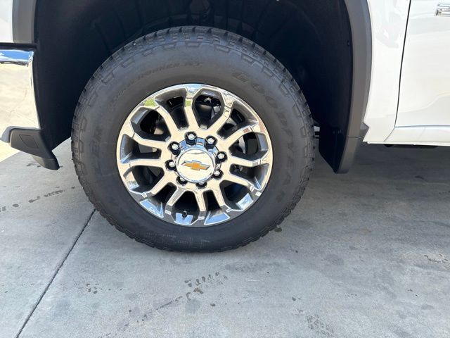 2026 Chevrolet Silverado 2500HD 4WD Crew Cab 159" LTZ - 23047738 - 22