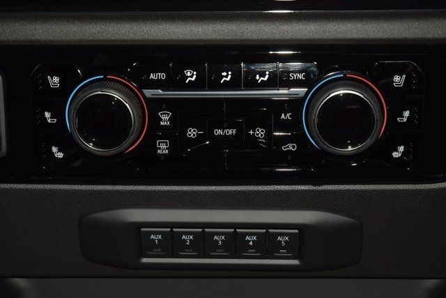 2026 Chevrolet Silverado 2500HD 4WD Crew Cab 159" ZR2 - 22995479 - 38