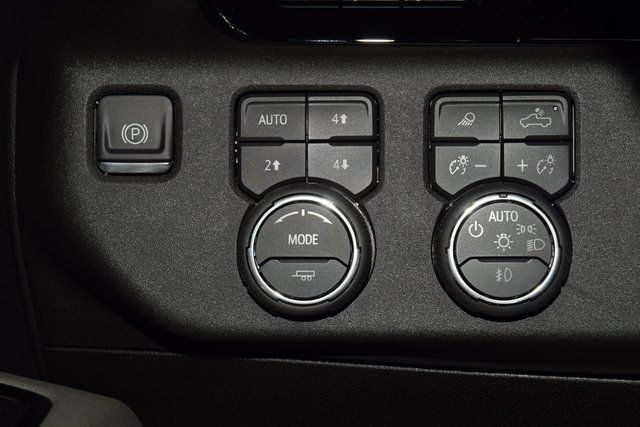 2026 Chevrolet Silverado 2500HD 4WD Crew Cab 159" ZR2 - 22995479 - 40