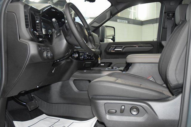 2026 Chevrolet Silverado 2500HD 4WD Crew Cab 159" ZR2 - 22995479 - 45