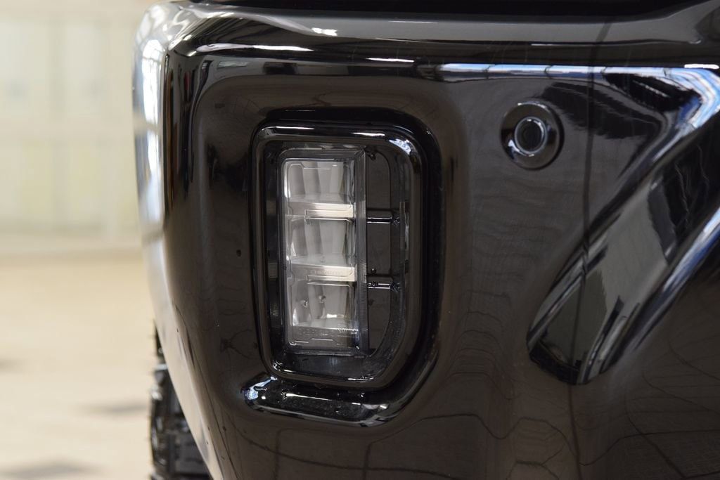 2026 Chevrolet Silverado 2500HD 4WD Crew Cab 159" ZR2 - 23012333 - 13