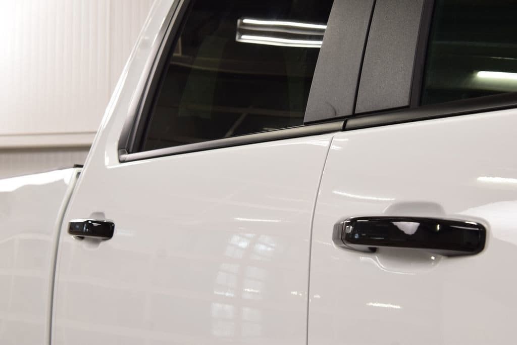 2026 Chevrolet Silverado 2500HD 4WD Crew Cab 159" ZR2 - 23012333 - 22