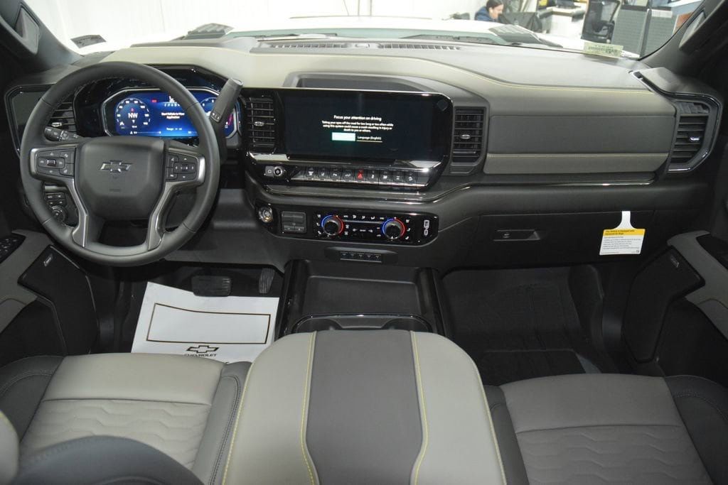 2026 Chevrolet Silverado 2500HD 4WD Crew Cab 159" ZR2 - 23012333 - 34