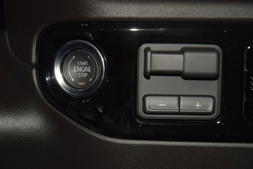 2026 Chevrolet Silverado 2500HD 4WD Crew Cab 159" ZR2 - 23012333 - 38