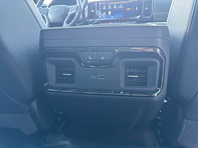 2026 Chevrolet Silverado 2500HD 4WD Crew Cab 159" ZR2 - 23041834 - 13