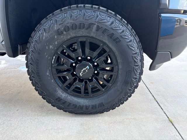 2026 Chevrolet Silverado 2500HD 4WD Crew Cab 159" ZR2 - 23041834 - 20