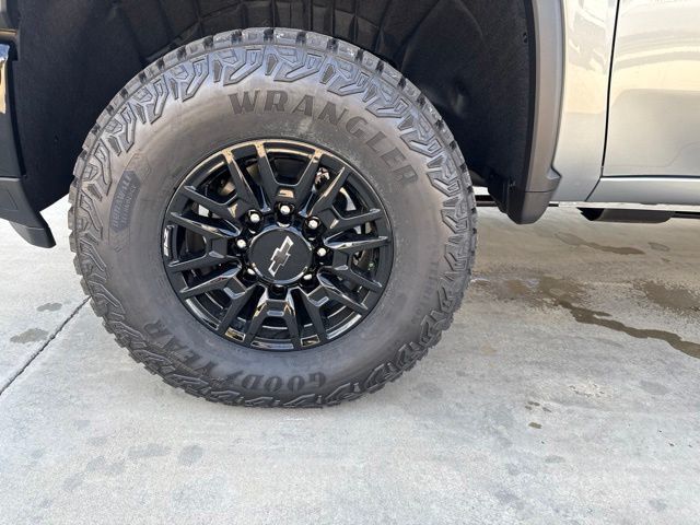 2026 Chevrolet Silverado 2500HD 4WD Crew Cab 159" ZR2 - 23041834 - 23