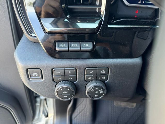 2026 Chevrolet Silverado 2500HD 4WD Crew Cab 159" ZR2 - 23041834 - 2