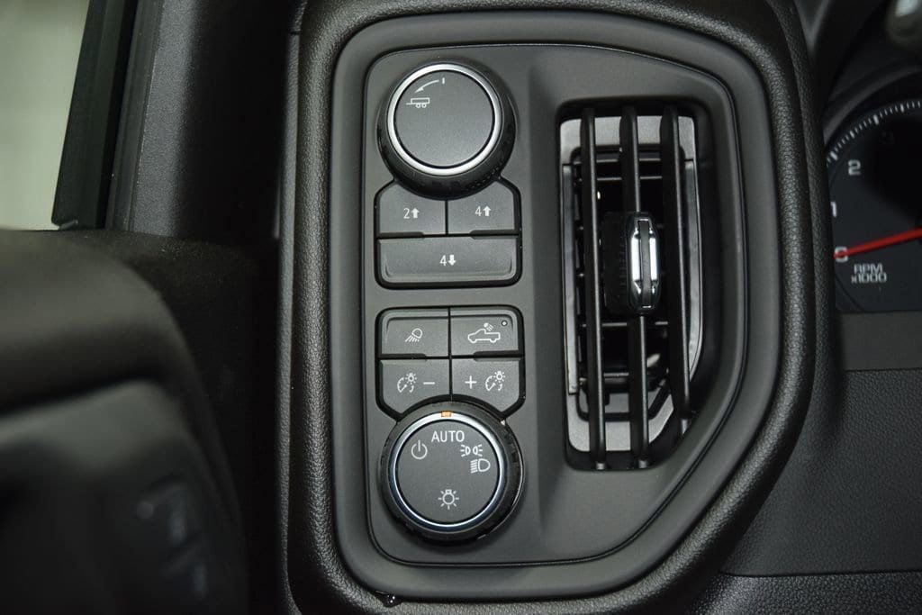 2026 Chevrolet Silverado 2500HD 4WD Crew Cab 172" Work Truck - 23012332 - 29