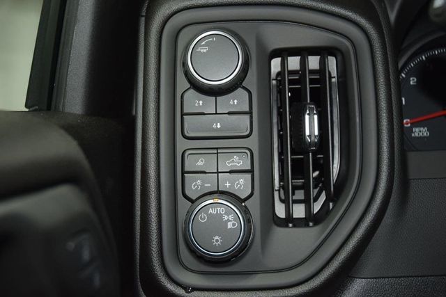 2026 Chevrolet Silverado 2500HD 4WD Crew Cab 172" Work Truck - 23012332 - 29