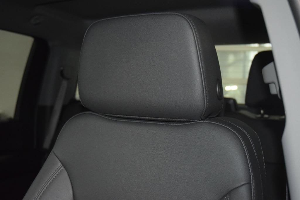 2026 Chevrolet Silverado 2500HD 4WD Crew Cab 172" Work Truck - 23012332 - 36