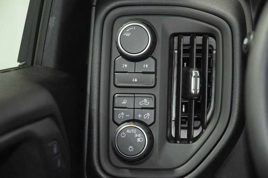 2026 Chevrolet Silverado 2500HD 4WD Crew Cab 172" Work Truck - 23012335 - 34