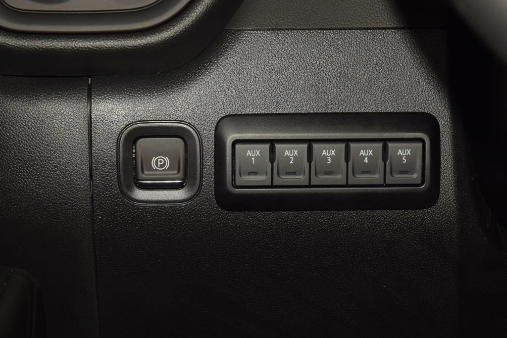 2026 Chevrolet Silverado 2500HD 4WD Crew Cab 172" Work Truck - 23012335 - 35