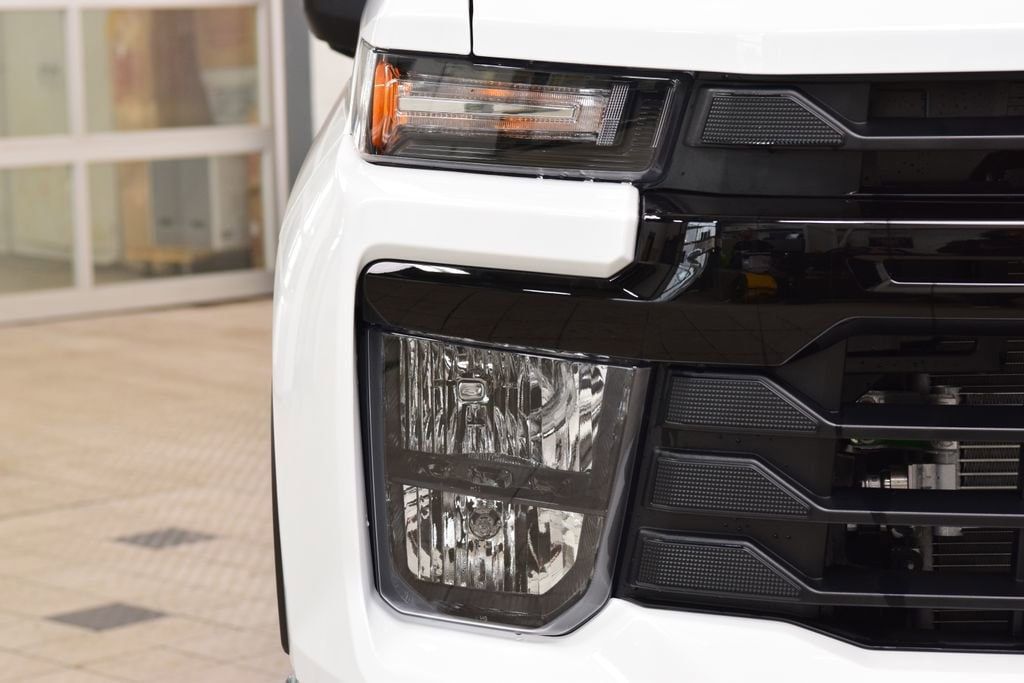 2026 Chevrolet Silverado 2500HD 4WD Crew Cab 172" Work Truck - 23012337 - 11