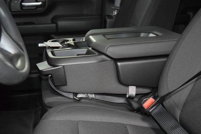 2026 Chevrolet Silverado 2500HD 4WD Crew Cab 172" Work Truck - 23012337 - 40