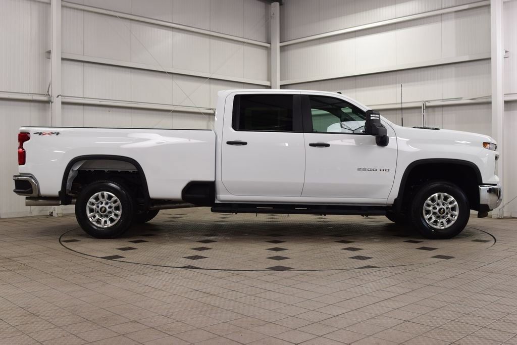 2026 Chevrolet Silverado 2500HD 4WD Crew Cab 172" Work Truck - 23012337 - 8
