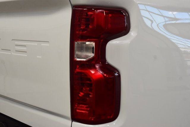 2026 Chevrolet Silverado 2500HD 4WD Reg Cab 142" Work Truck - 23012338 - 13