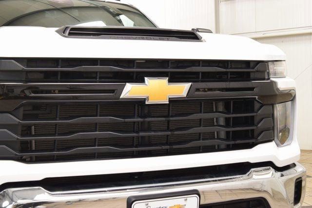 2026 Chevrolet Silverado 3500 HD Chassis Cab Work Truck - 22907517 - 4