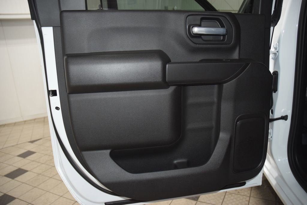 2026 Chevrolet Silverado 3500 HD Chassis Cab Work Truck - 23012368 - 37