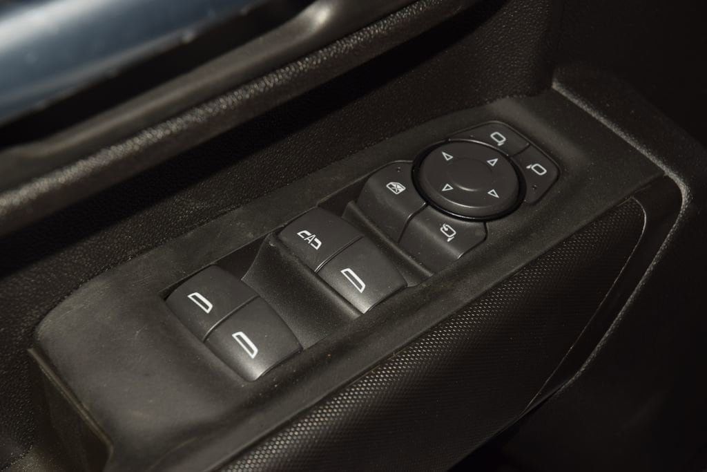 2026 Chevrolet Silverado 3500 HD Chassis Cab Work Truck - 23012368 - 40