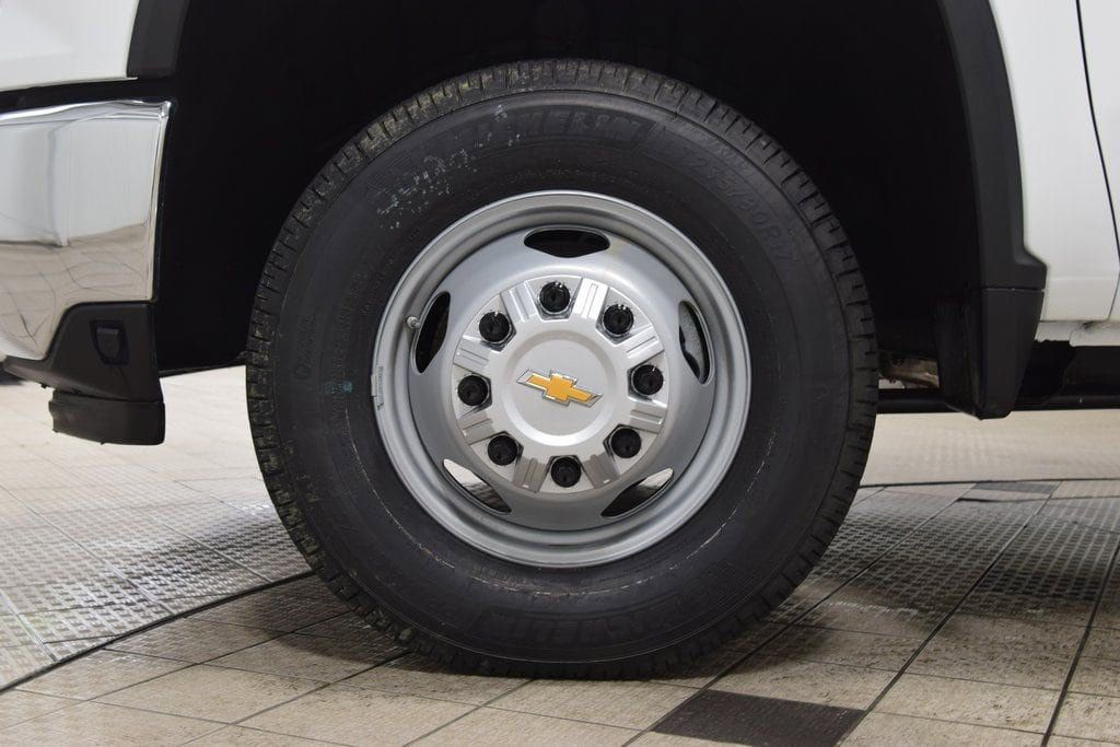 2026 Chevrolet Silverado 3500 HD Chassis Cab Work Truck - 23012374 - 16