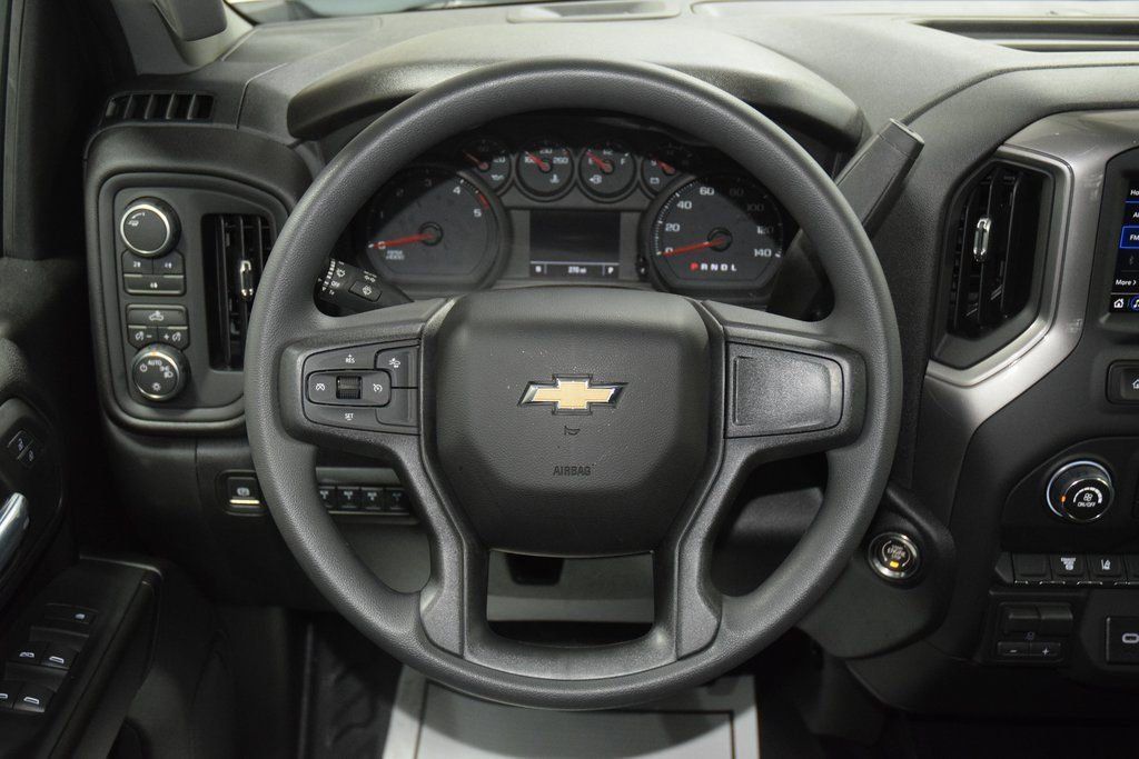 2026 Chevrolet Silverado 3500 HD Chassis Cab Work Truck - 23012374 - 24