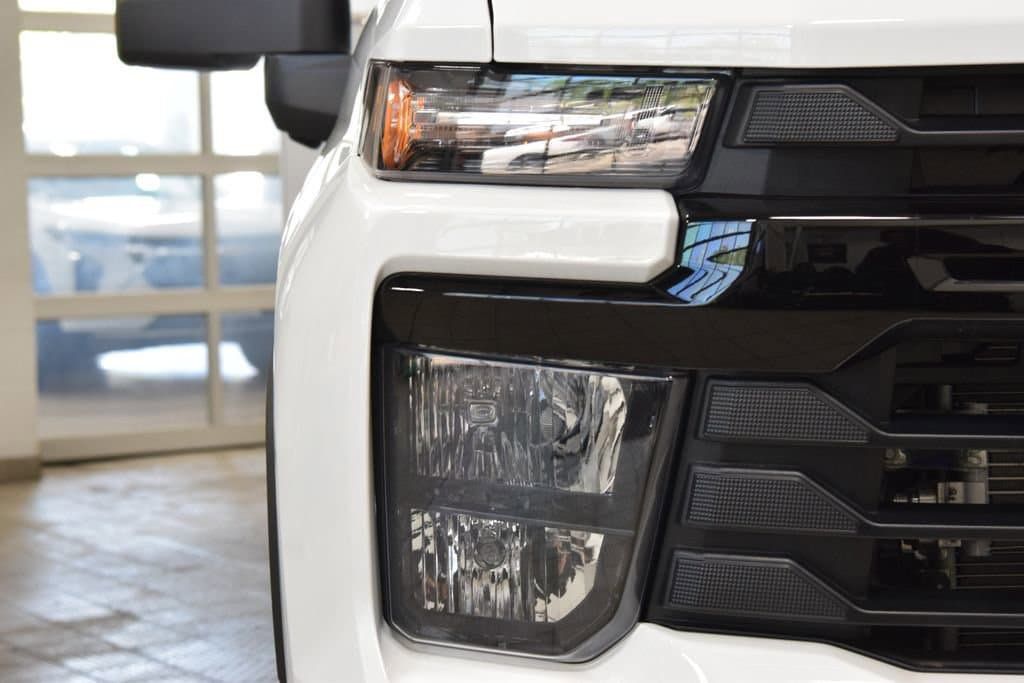 2026 Chevrolet Silverado 3500 HD Chassis Cab Work Truck - 23012378 - 6