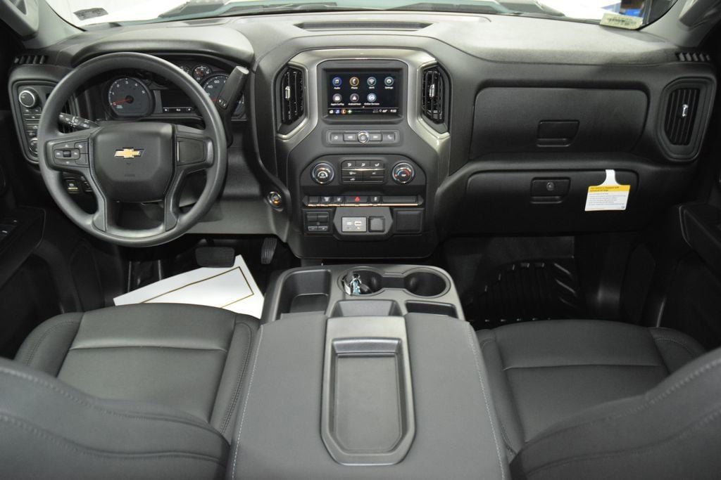 2026 Chevrolet Silverado 3500 HD Chassis Cab Work Truck - 23012379 - 23